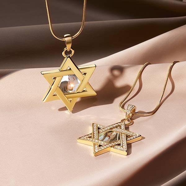 Star of David Picture Necklace