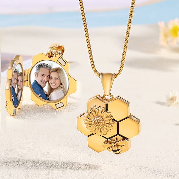 locket Necklace with Photo