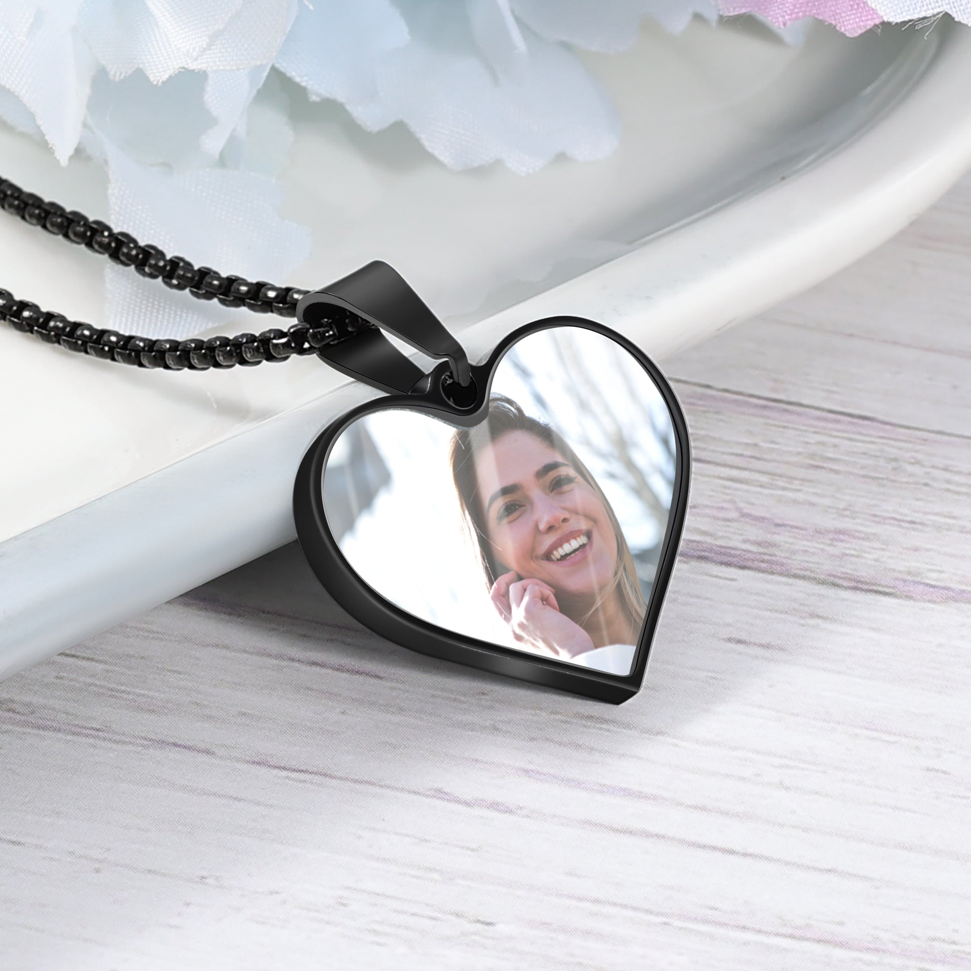 necklaces with a picture inside