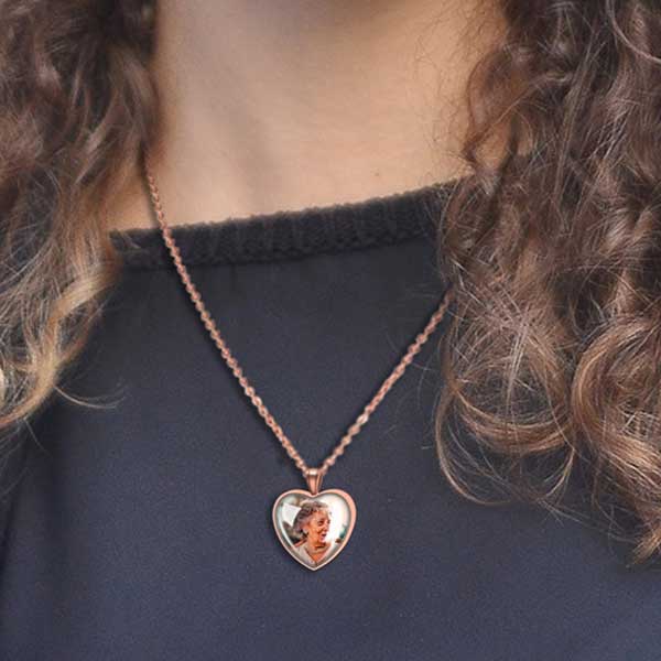 urn necklace with picture