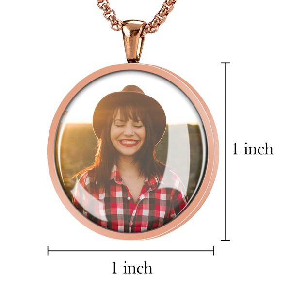 necklace with a picture inside dimension