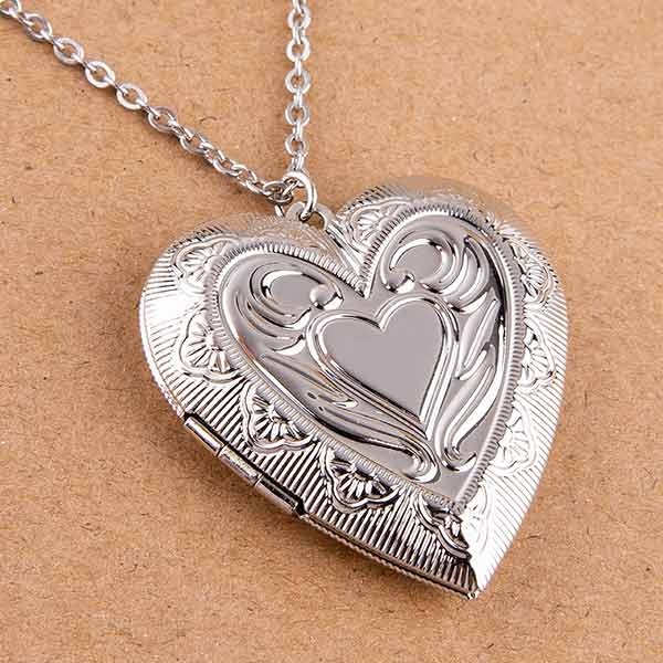 Personalized Large Heart-shape Locket With 2 Picture Inside Engraved Pendant Memorial Necklace Customizable Any Photo Text&Symbols for Women