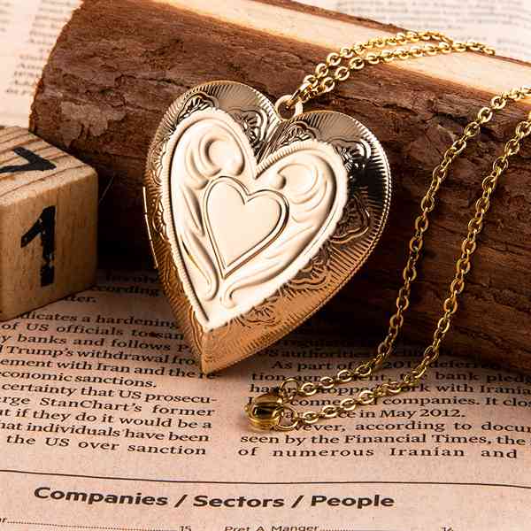 Heart-shape Locket Pendant Necklace