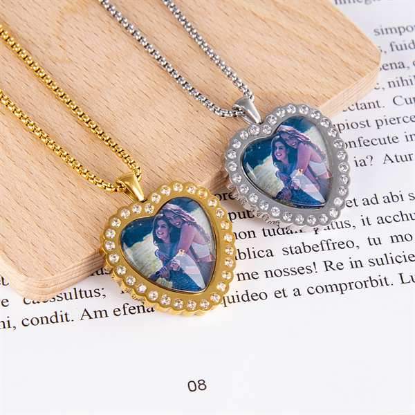 Angel Wing Heart Pendant Picture Necklace