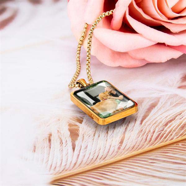customized necklace with picture
