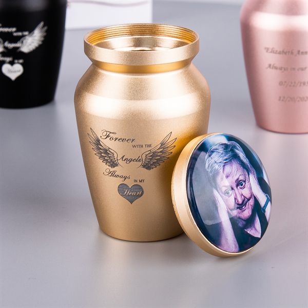 unique keepsake urns with pictures
