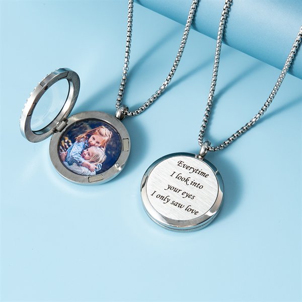 locket necklace pictures