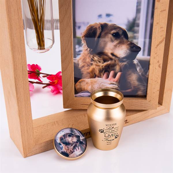 small keepsake urns for ashes
