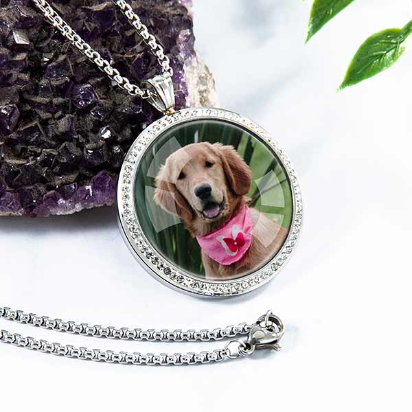 pet picture necklace
